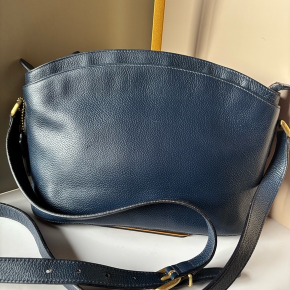 COACH Vintage Madison Made in Italy, NAVY Leather Crossbody Bag
